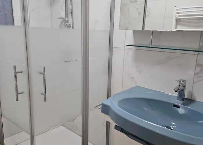 Tami * 凯撒斯劳滕